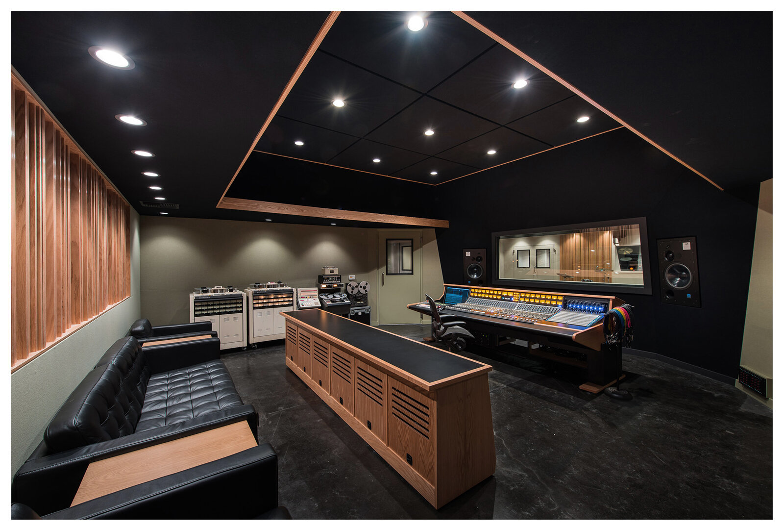 Photos — THE ATOMIC GARDEN RECORDING STUDIOS